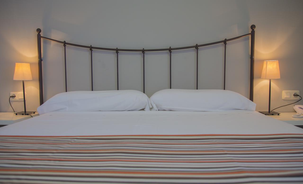 Casa Del Mar Hotel&Apartaments Roses Bagian luar foto